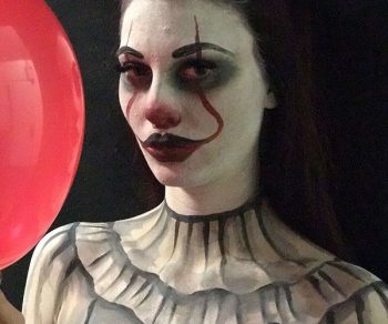 Bodypainting make up halloween it clown scary sexy (6)