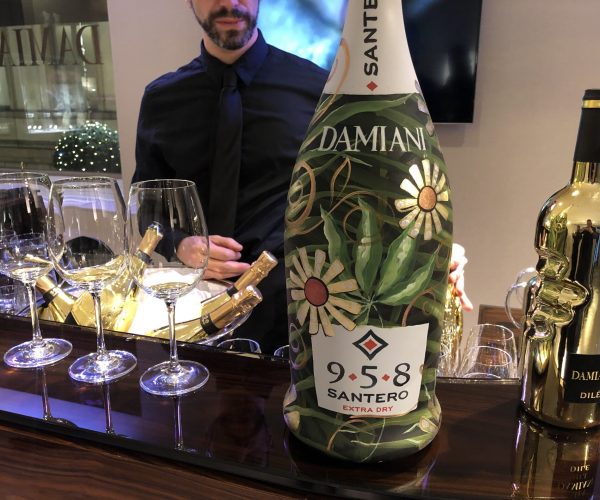 Damiani Santero 958 hand painted bottle wine champagne prosecco dipinto a mano arte bottiglia vino custo luxury lusso (25)