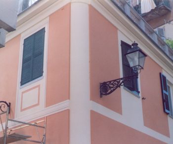 Hotel Mignon trompe l oeil finte finestre acqui italia (1)